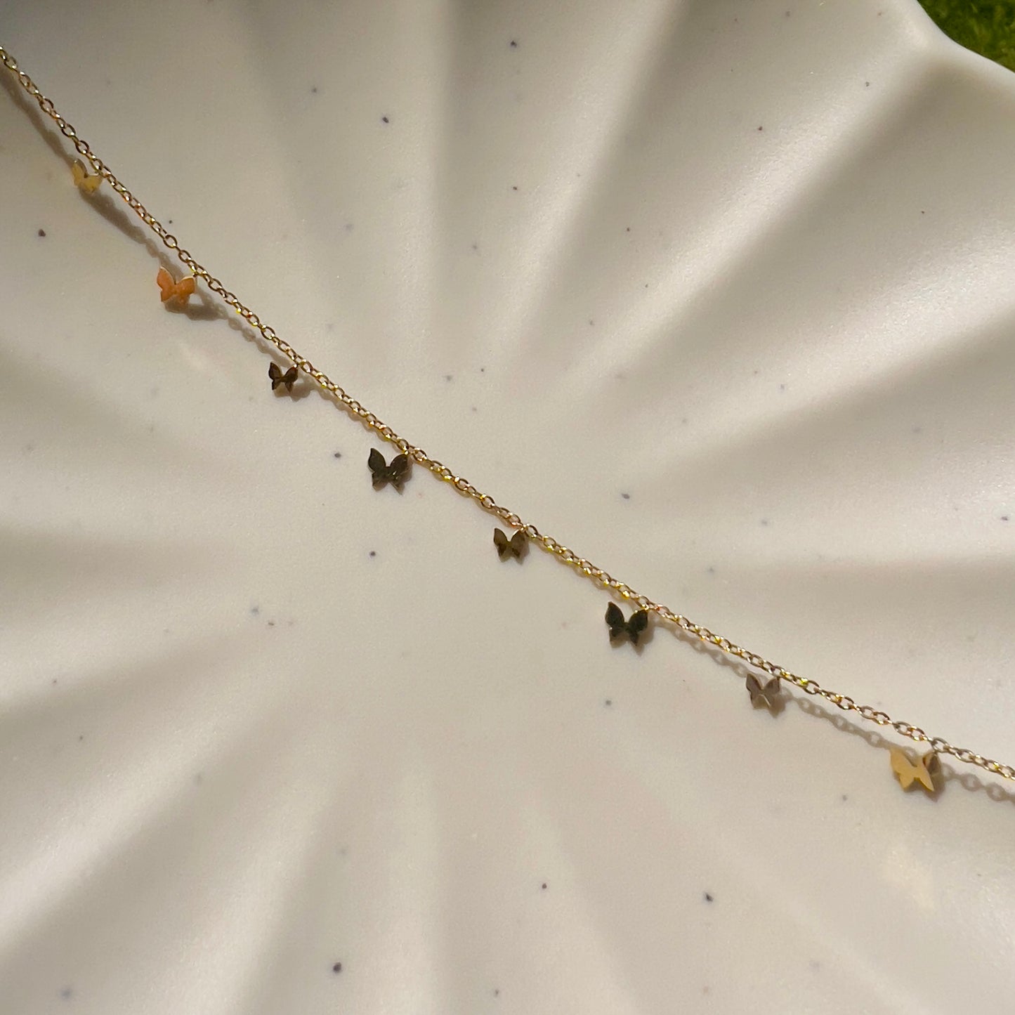 DAINTY BUTTERFLY CHARM ANKLET