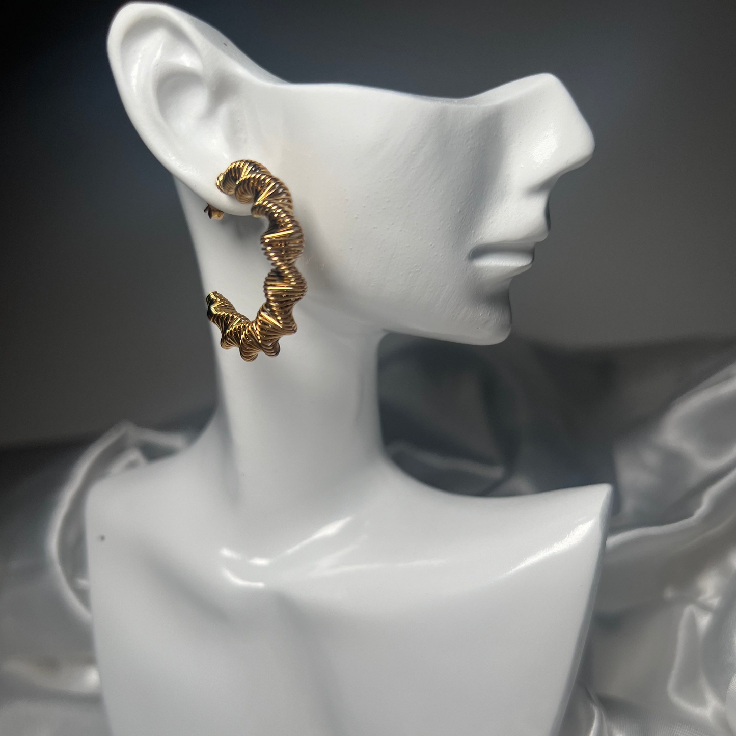 WAVE HOOPS