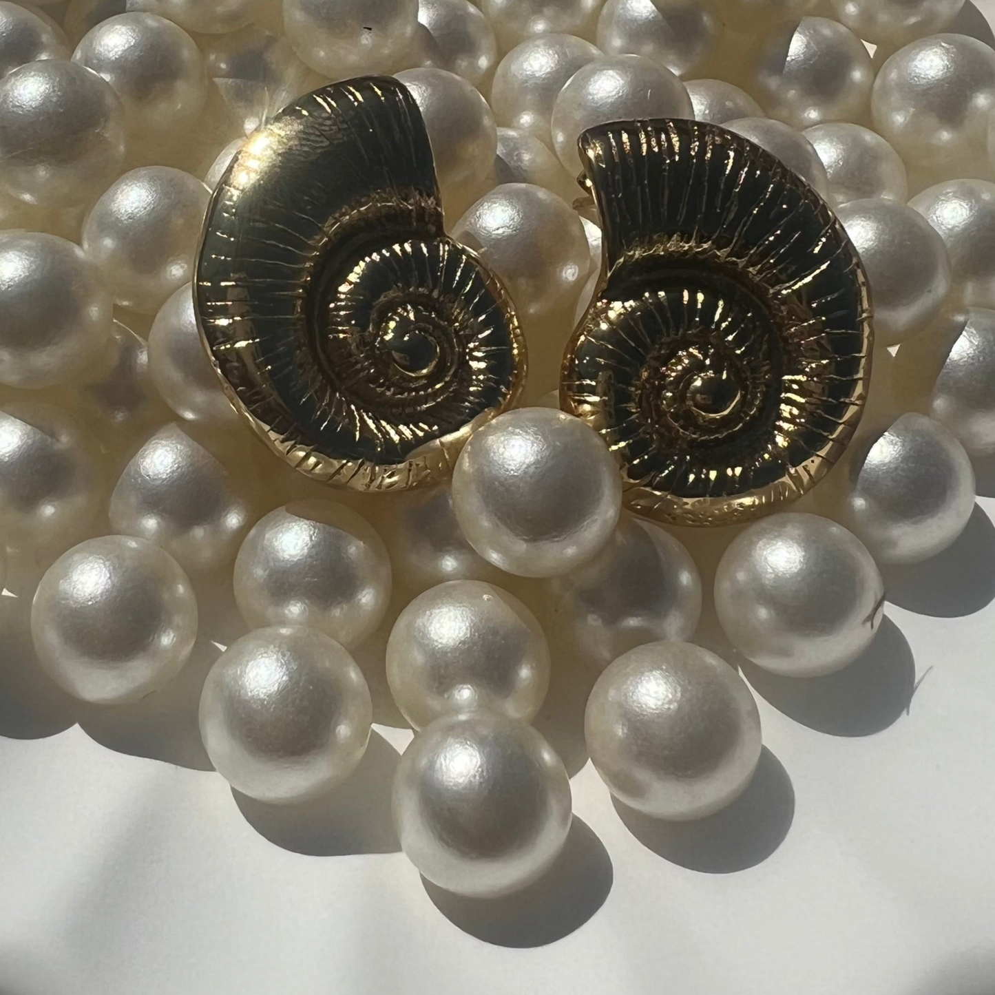 SEASHELL SERENITY STUDS